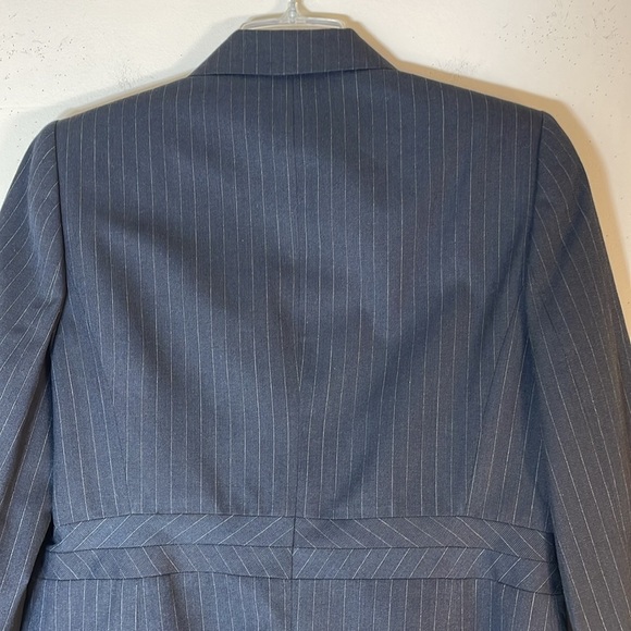NWT. KASPER 4 Simply Chic Black Pinstripe One Button Peplum Blazer. - Picture 9 of 11